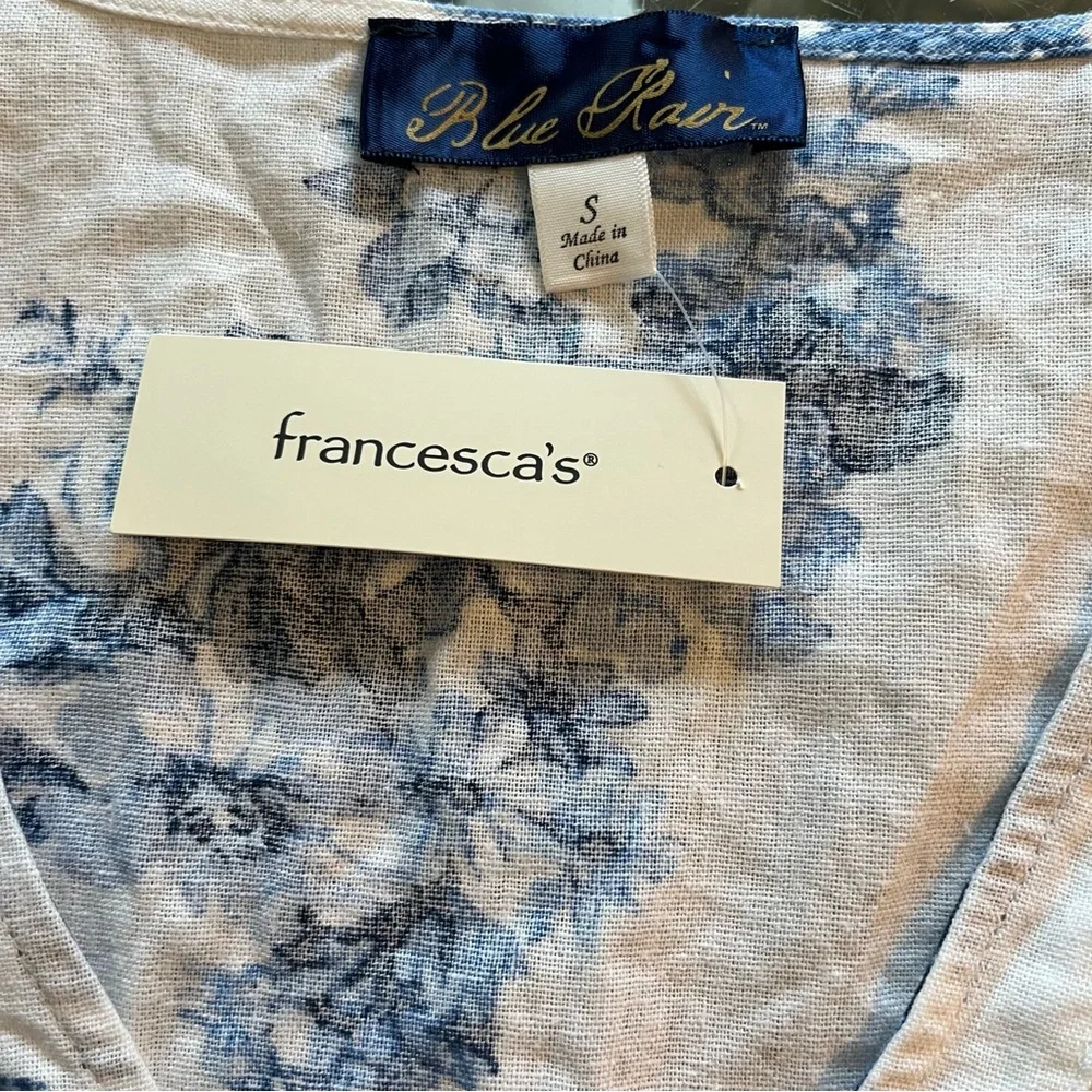 Francesca’s Blue Rain Long Sleeve Blue Floral Babydoll V-Neck Top Sz S - Picture 8 of 8